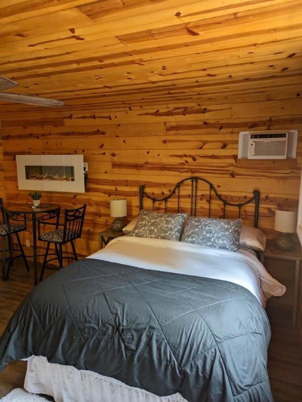 Red Barn Retreat Hotell North Fork Exteriör bild
